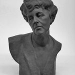 Ethel Mary von Weinberg. Porträtbüste von Alexander Archipenko (1887-1967),Bronzeguss, 1913. Aus "Frankfurter Frauenzimmer"